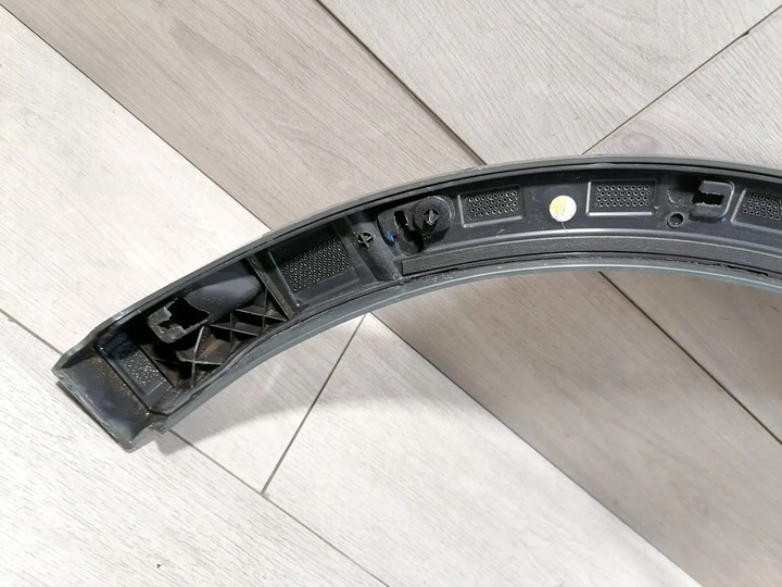 фото №7, Audi q3 планка крило правий зад 83a853818a