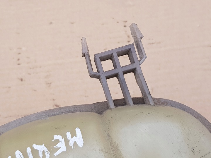 фото №11, Бачок розширювальний / opel meriva a 1.3 1.4 1.6 1.7 1.8 / 13160252