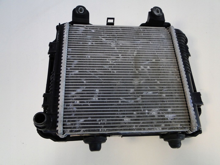 фото №5, Mercedes amg gt 190 x190 радіаторів води w підкрилок a0995005903 a1905050230