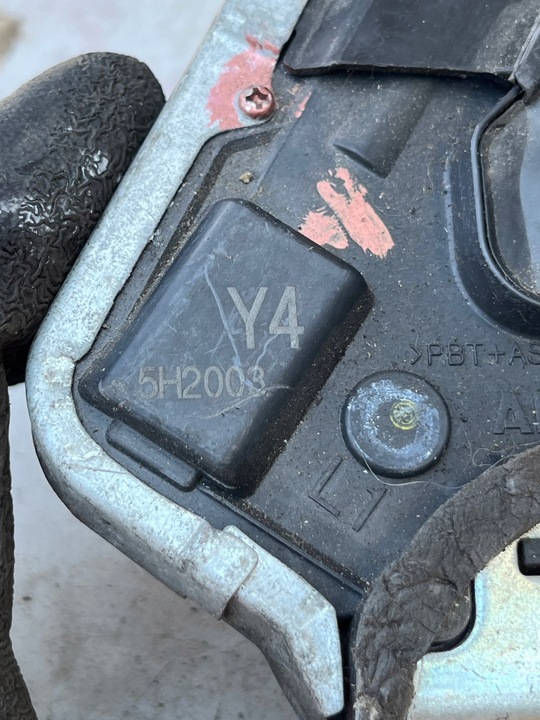 фото №5, Toyota corolla e12 замок дверь левый зад задний 8 pin