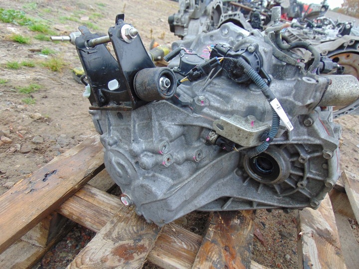 фото №8, Коробка передач коробки передач автомат toyota yaris ii 1.33 рестайлинг c201g210 з накладка