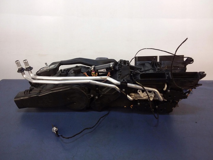 фото №2, Audi a8 d4 обігрівач зад повітродувка 4h0820004c