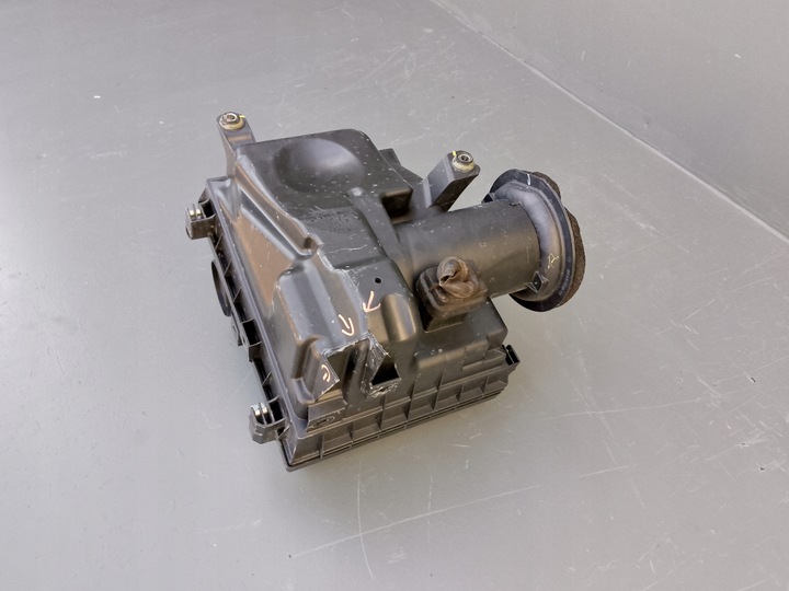 фото №10, Toyota hilux viii 8 2016- корпус фильтра воздуха 17700-0l380 ÷