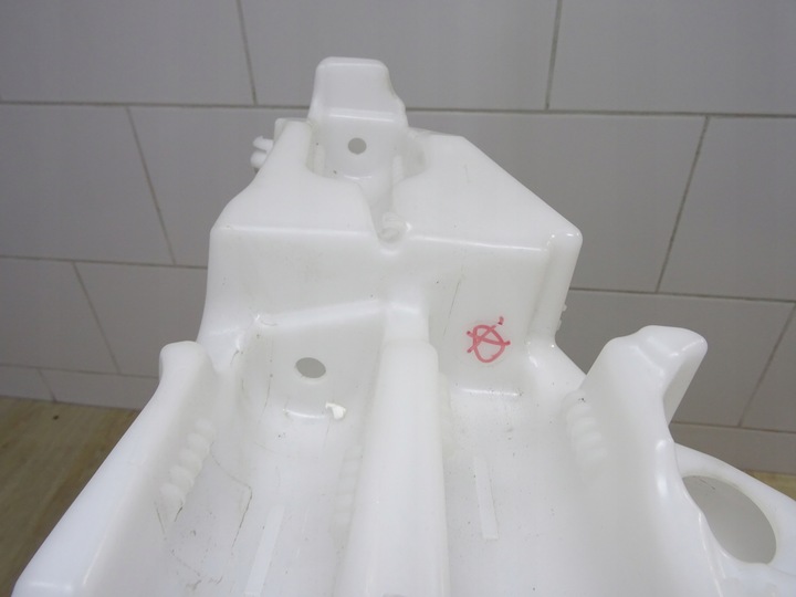 фото №5, Audi q7 q8 4m0 бак склоомивача 4m0955452a