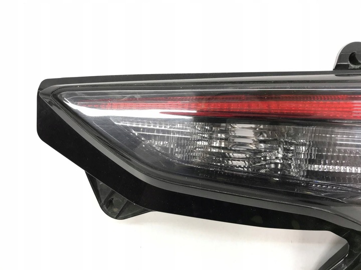 фото №2, Subaru legacy outback 2021- лампа задня права зад w кришка багажника led stanley w4708