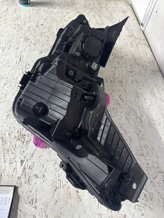 фото №12, Лампа права перед kia ev6 2021- повний led гарна 92102-cv1