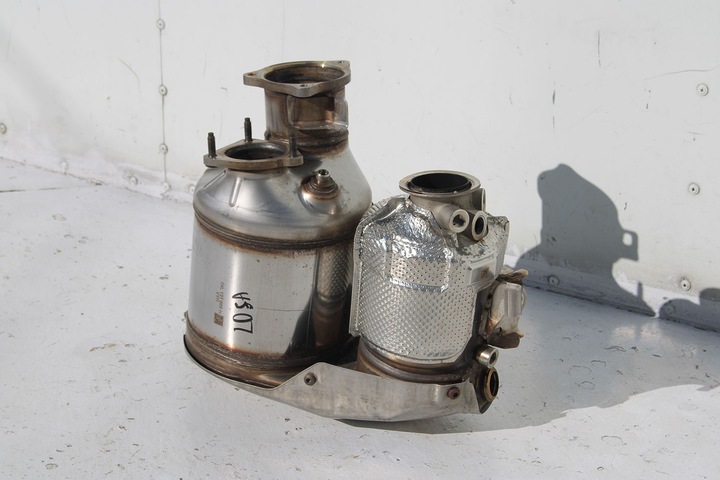 фото №2, Audi каталізатор фільтр частинок твердих dpf 04l131669h 04l131765bp 04l131669