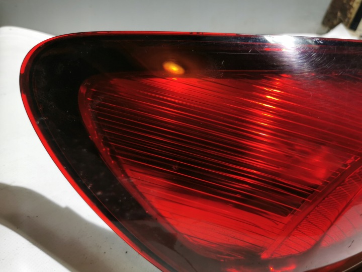 фото №10, Фара левое зад vw scirocco 1k8945095e