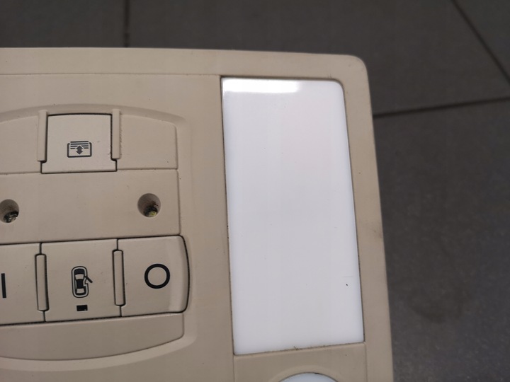 фото №6, Лампа стеля audi a8 d3 krem 4e0947111ab