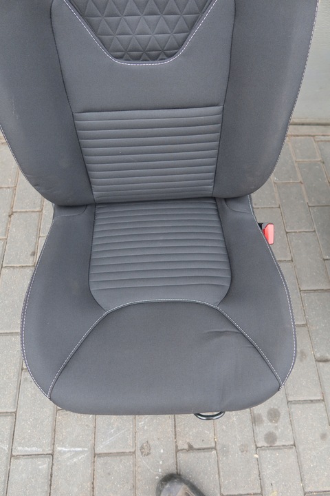 фото №8, Комплект сидений перед clio iv