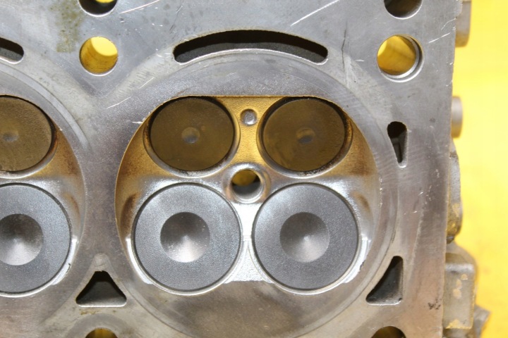 фото №10, Головка права chrysler pacifica 3.6 b 04893811af