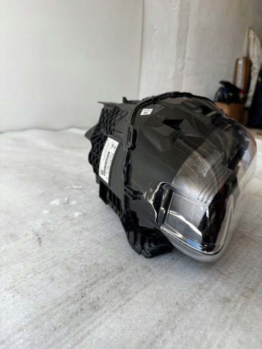 фото №6, Передняя левая фара полный led porsche taycan 9j1