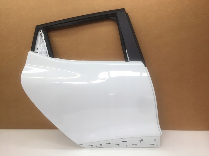 фото №1, Clio iv 4 дверь правые правый задние зад dv369