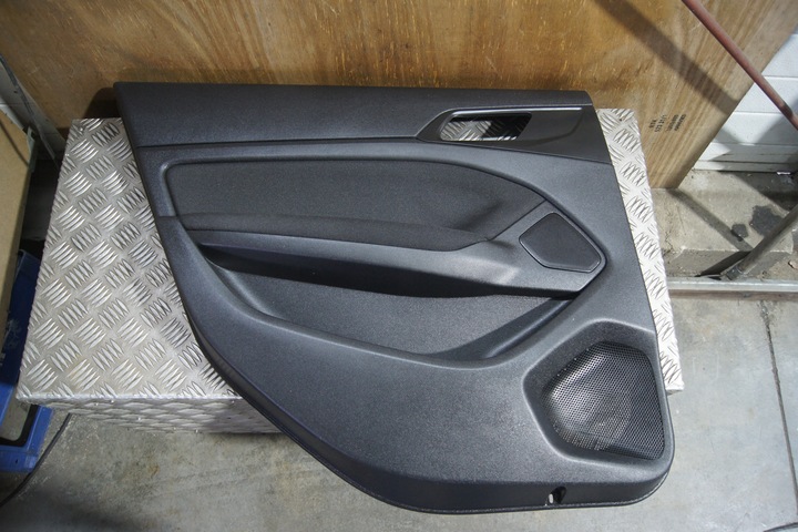 фото №1, Боковина обивка дверь левый зад peugeot 308 t9