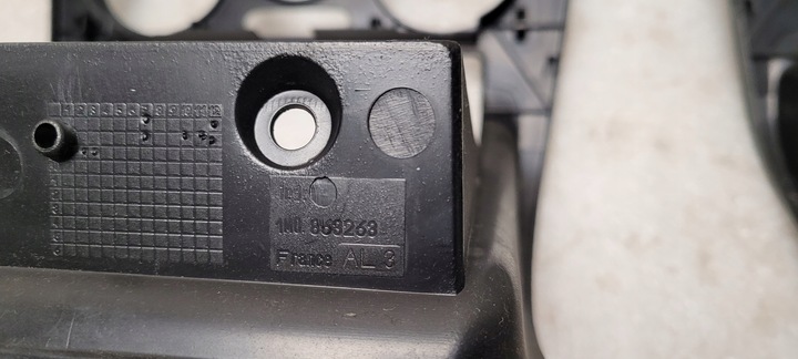 фото №7, Рамка консоли seat leon 1 toledo 2 pod klimatyzację механическая, оригинальный номер 1m0863263