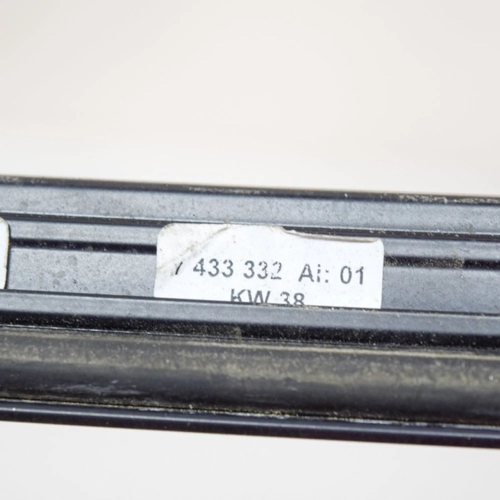 фото №6, Bmw 4 f32 f33 2016 правая сторона планка / прокладка стёкла дверь