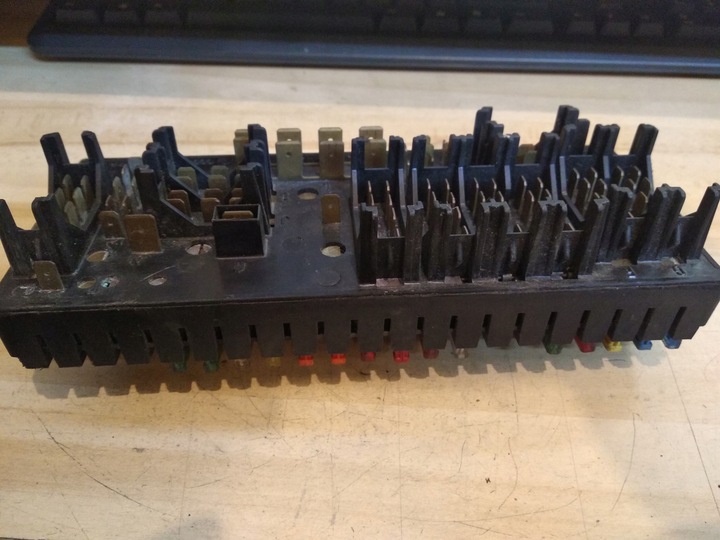 фото №7, Касета коробка корпус запобіжникова vw443941822a