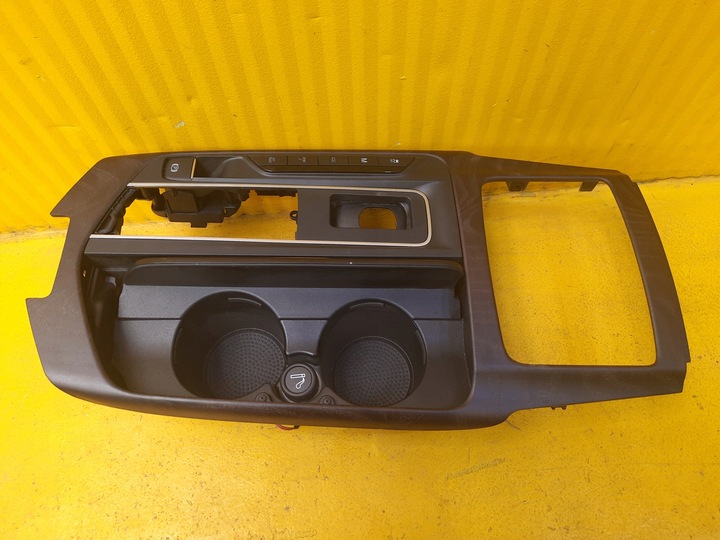 фото №3, Maserati levante панель корпус рамка тунелю