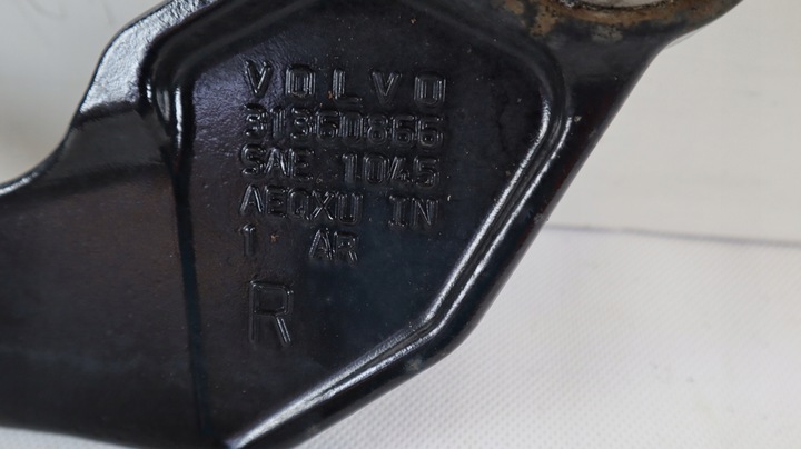 фото №6, Volvo v60 ii 2.0 t6 plug in гибрид рычаг правые зад 31360866