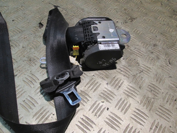 фото №3, Pas безпеки перед лівий vw polo 9n iv 01-05 6q3857705l