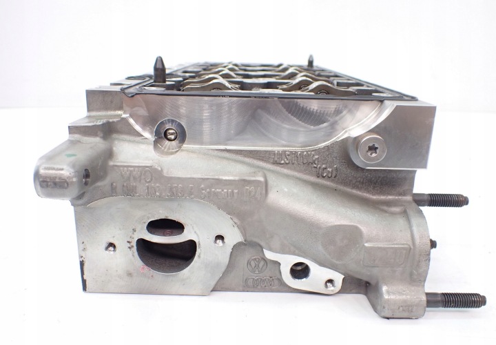 фото №8, Головка двигателя deua 2.0tdi audi a4 b9 04l103373e