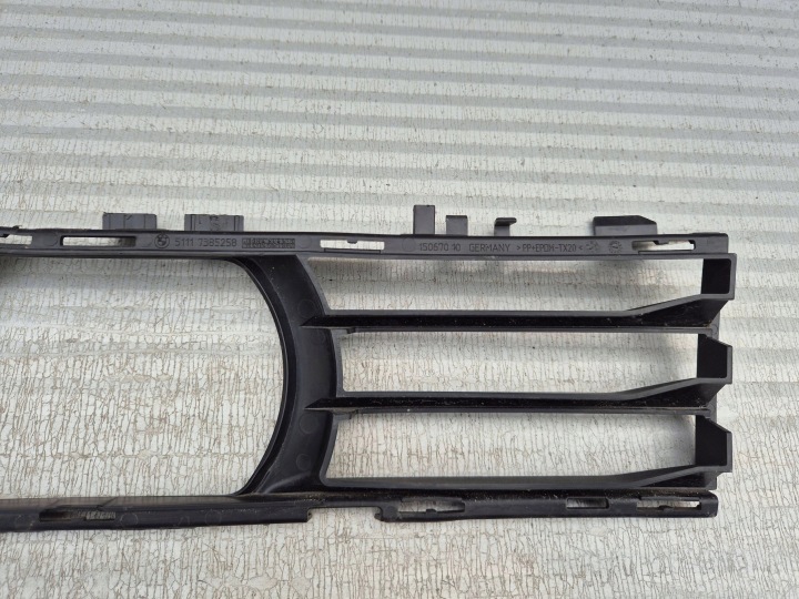фото №8, Bmw 5 g30 g31 16- решётка средняя бампера передней 51117385258