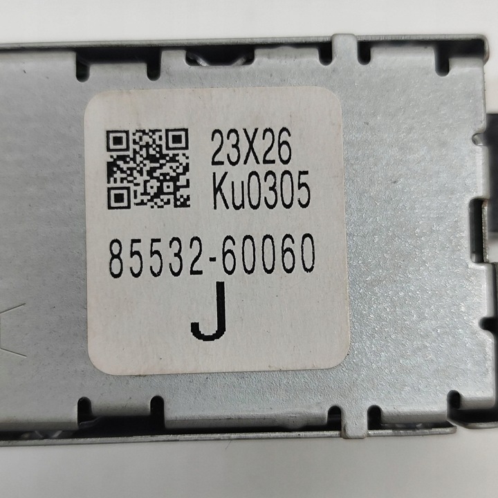 фото №8, Toyota bz4x 2024 гнездо / соединитель usb