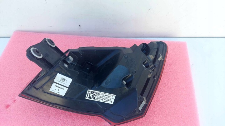 фото №6, Audi a6 c8 sedan 4k5 лампа ліва зад задня led matrix 2952