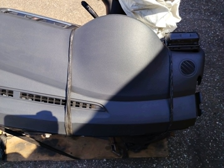 фото №10, Vw jetta 5c 2011-15 консоль торпедо раздаточная 5c7857001b82v версия usa