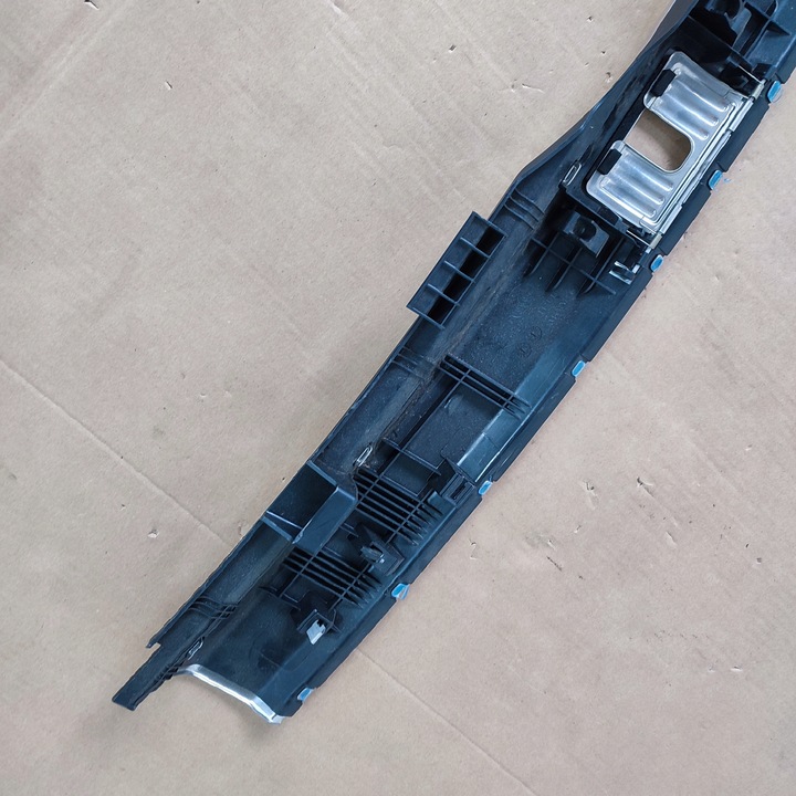 фото №6, Защита ремня зад багажника audi a6 c7 универсал