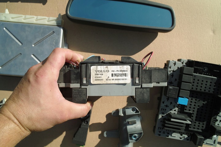 фото №10, Volvo v70 ii 2.4 b авто набір стартовий комп'ютер двигуна ключ замок rem