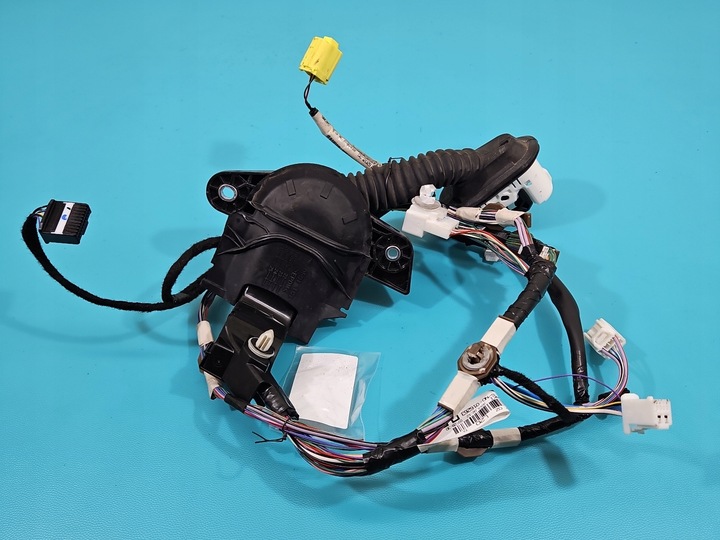 фото №3, Установка джгут двері перед лівих toyota corolla e21 19- 82152 oz l20