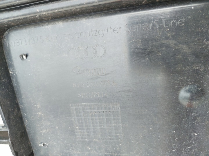 фото №15, Audi a3 8v5 sedan 12-16 решітка радіатора решітка