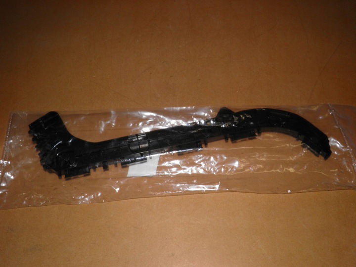 фото №1, Ползун бампера левый зад toyota corolla e21 52576-02201