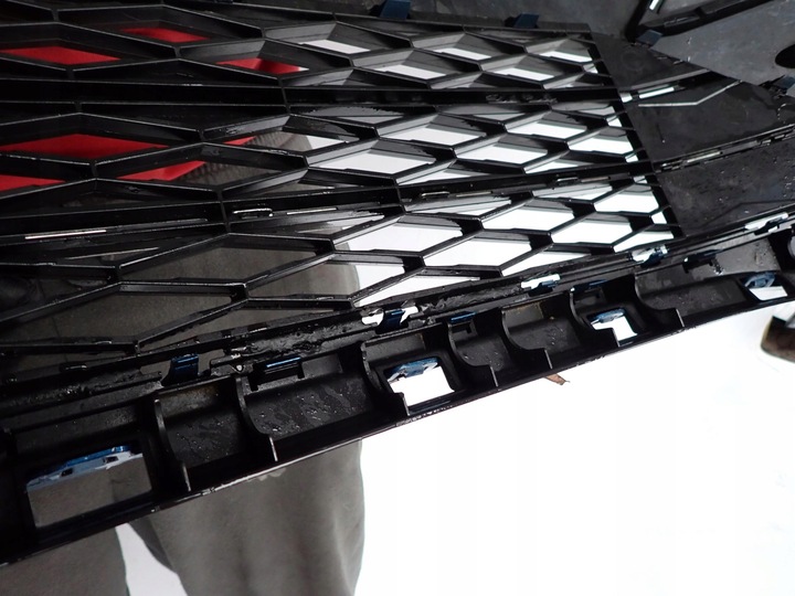 фото №15, Vw touran 5ta r-line 15- бампер перед переднє решітка 5ta807221m spr 4xpdc