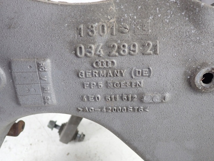 фото №12, Поворотна опора важелі праві зад audi s8 d3 5.2 03428921, 4e0505361