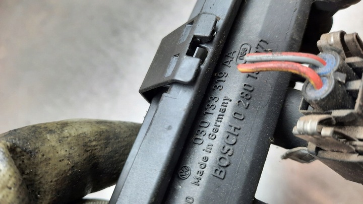 фото №5, Планка впрыскивающий 030133319aa seat ibiza ii 1.4b