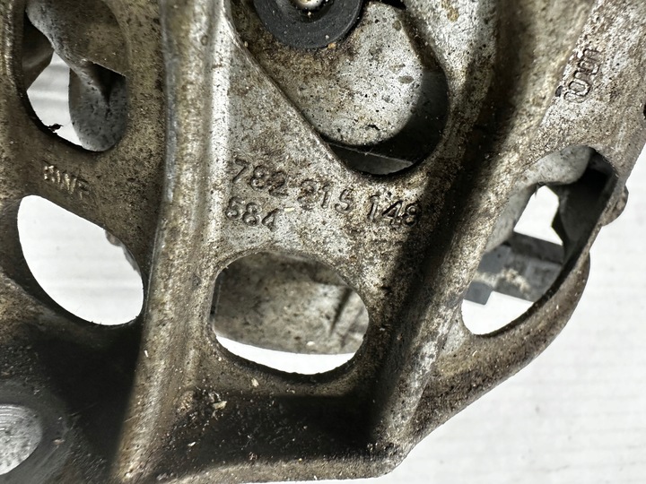 фото №10, Sq7 4m q7 подушка двигателя 4,0 правая левая 4m0199255aj 4m0199256aj