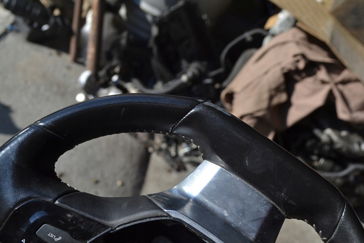 фото №9, Peugeot 308 t9 руль кожа 98084115xu