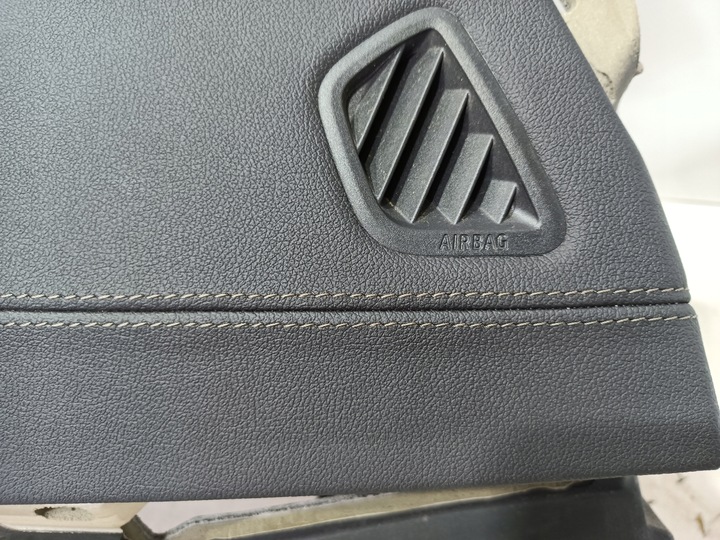 фото №8, Bmw 5 g30 g31 панель консоль кожа chropowata head up подушка безопасности подушки ремни