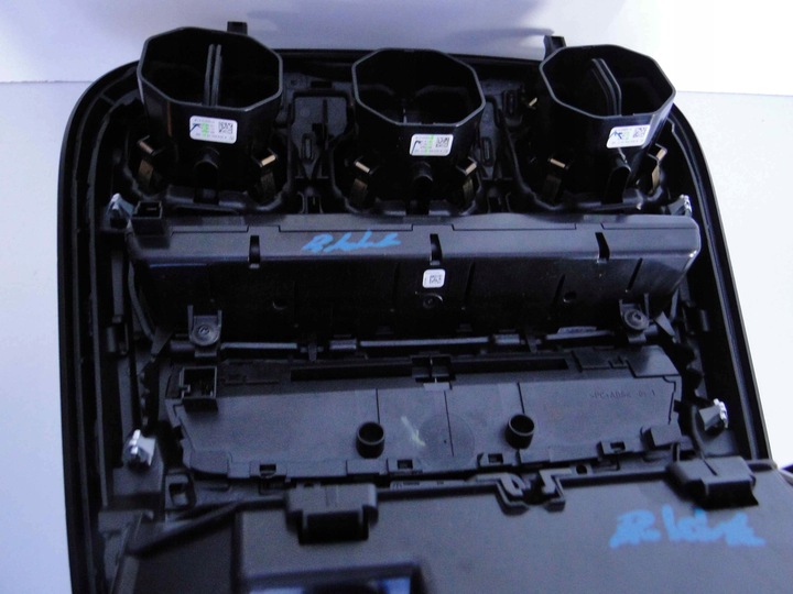 фото №11, Mercedes c клас w205 205 панель консоль середня