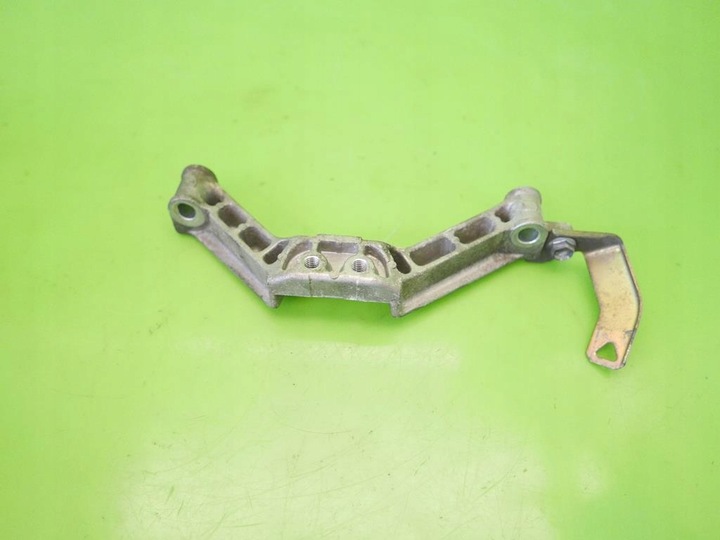 фото №3, Лапи кронштейн крепление toyota yaris i fl 1.3 03-