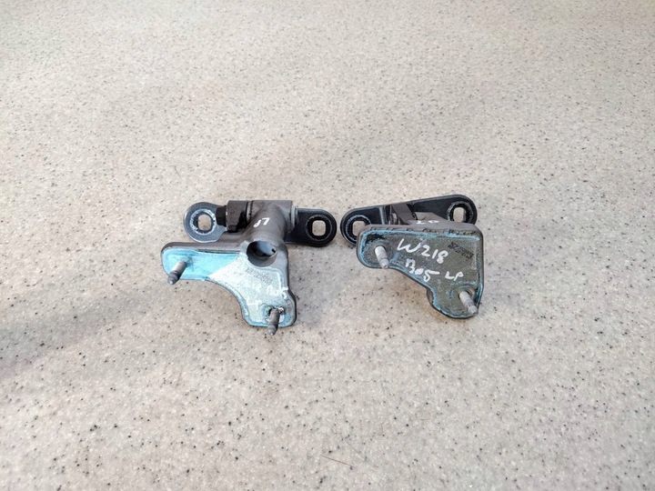 фото №1, Петля двері лівий перед нижній верхній комплект mercedes cls w218