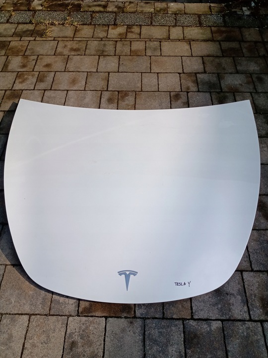фото №1, Tesla y капот