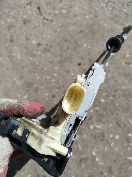 фото №3, Замок дверь правые перед vw passat b6 3c1837016a