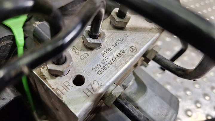 фото №8, Насос блок управления abs a0094315212 0265956006 mercedes w117 w176 w246