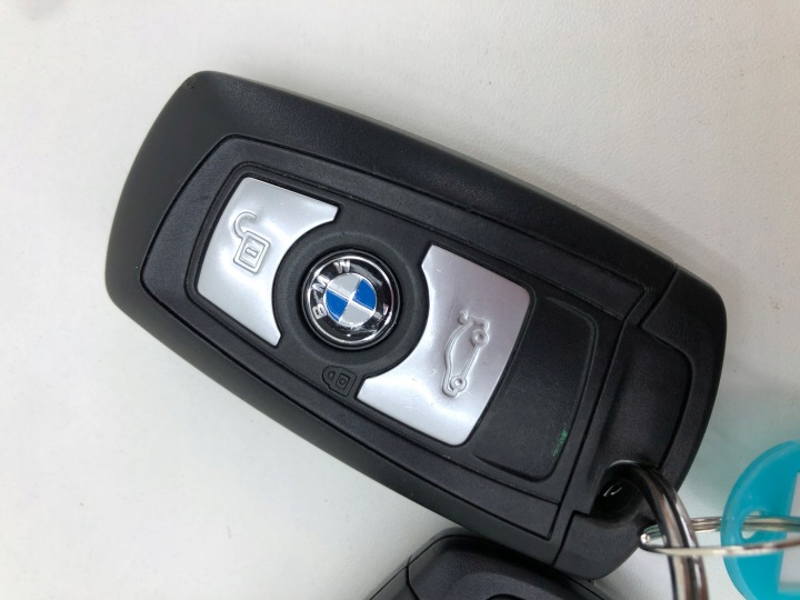 фото №10, Bmw f30 f31 ключ pilot комплект 9312523