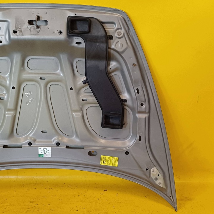 фото №9, Капот крышка двигателя volvo v50 универсал lak: 462 nr585