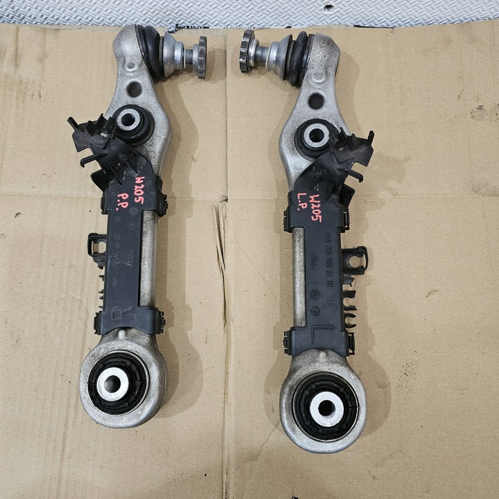 фото №1, Mercedes c-klasa w205 c43 amg рычаг перед переднее левый правые