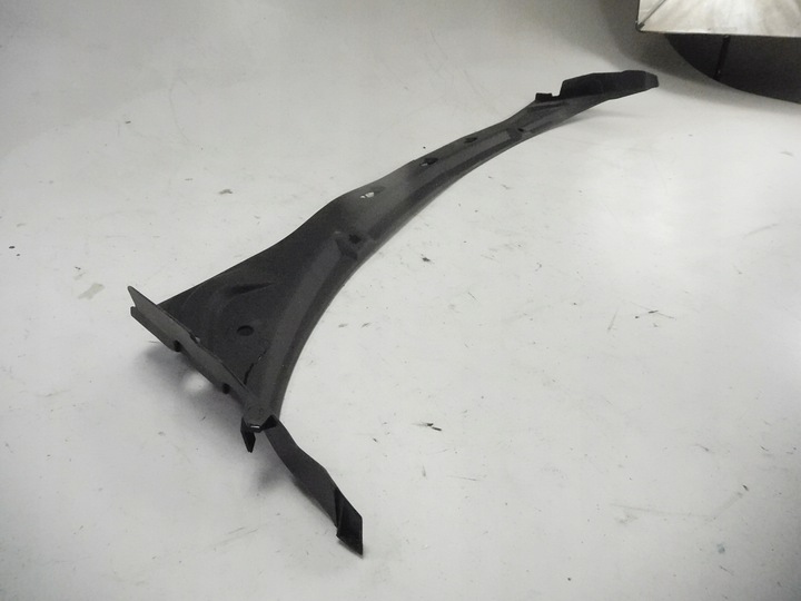 фото №10, Панель під лобовим склом lancia thesish 2001-2007 60669958